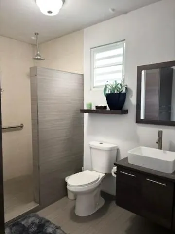 Loveshack Villa In Shacks Beach, Isabela