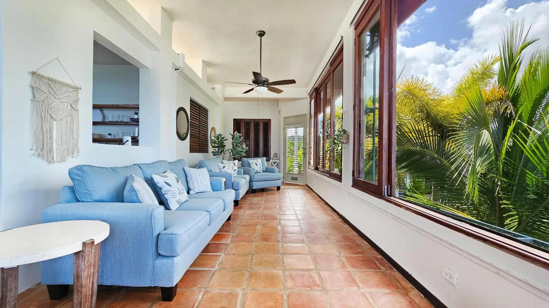 Apartment Loveshack Villa In Shacks Beach, Isabela