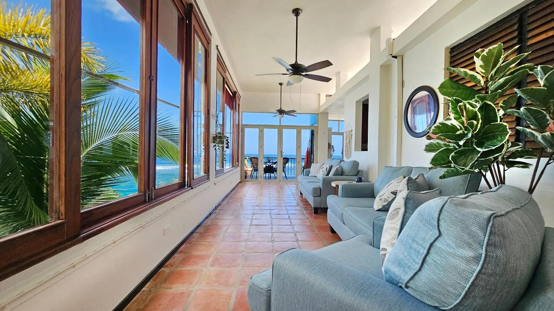 Apartment Loveshack Villa In Shacks Beach, Isabela